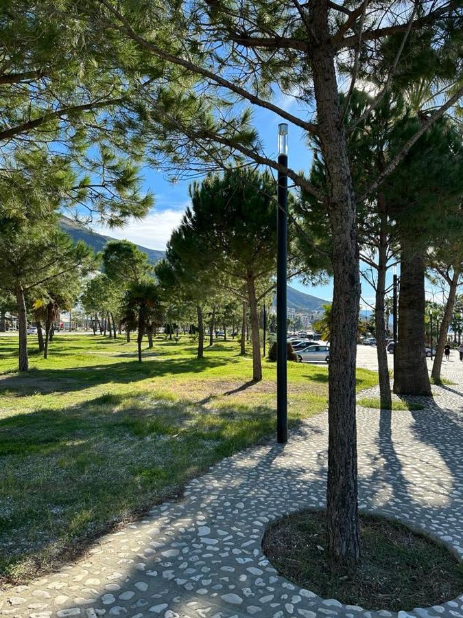 Beachfront With Hotel Facilities Vlorë Extérieur photo